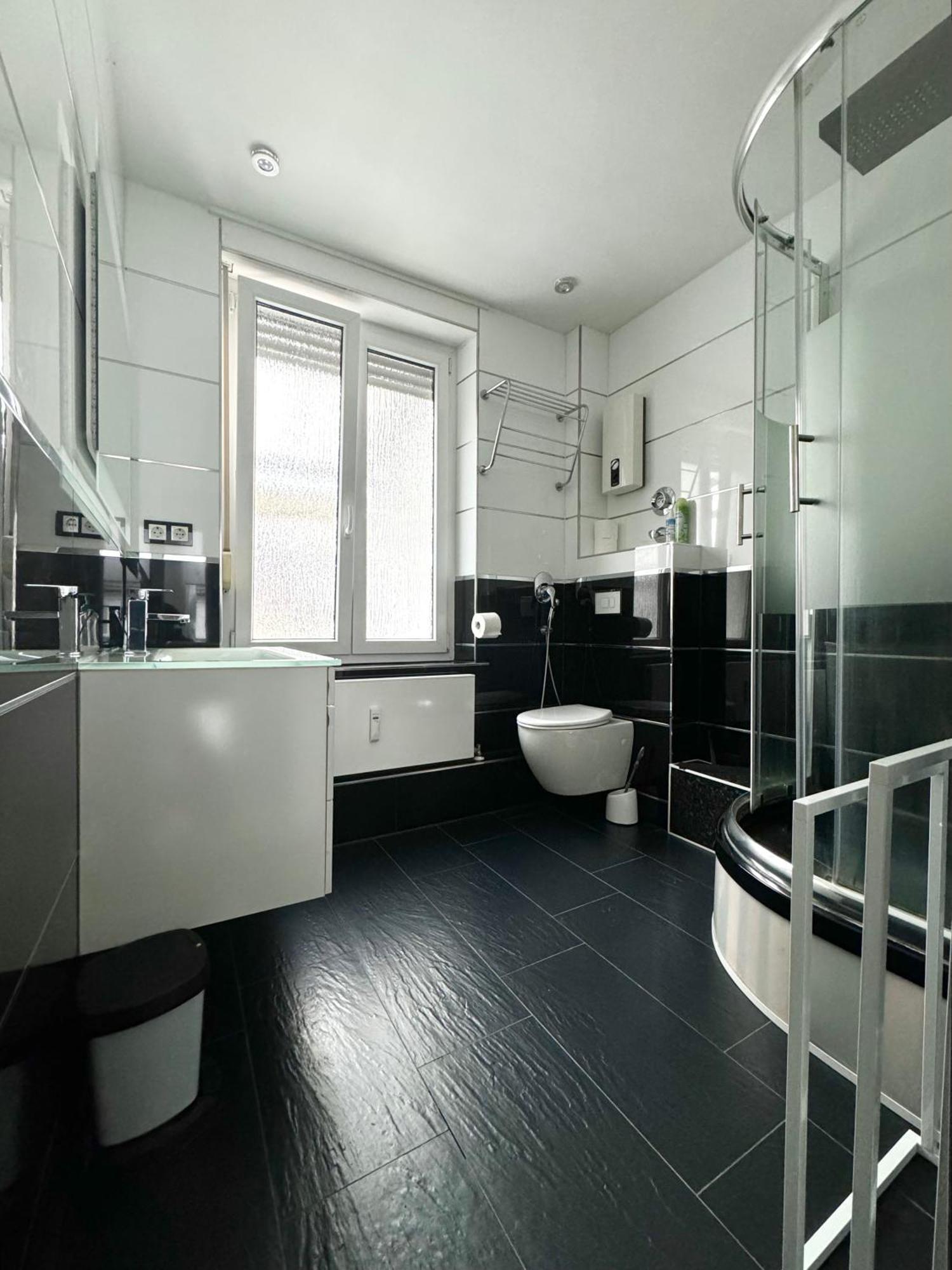 Moderne & Rustikale Monteurwohnung Im Zentrum Eitorf Luaran gambar